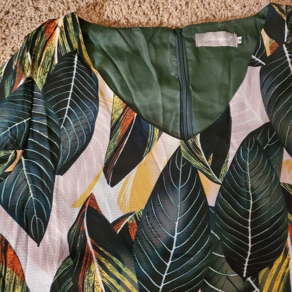 Belongsei Plant Dress - Picture 6 of 11